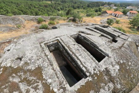 Panóias Sanctuary, römische Kultstätte für den Gott der Unterwelt