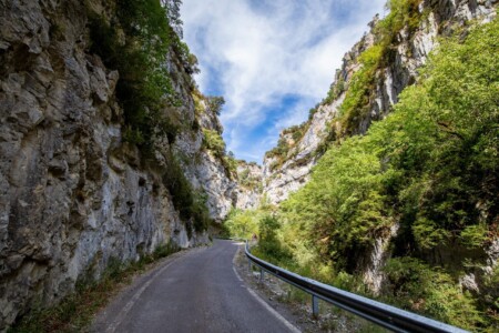 Schlucht 'Foz De Biniés' in den Ausläufern der spanischen Pyrenäen