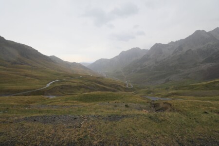 Col du Tourmalet; der Regen ist uns auf den Fersen