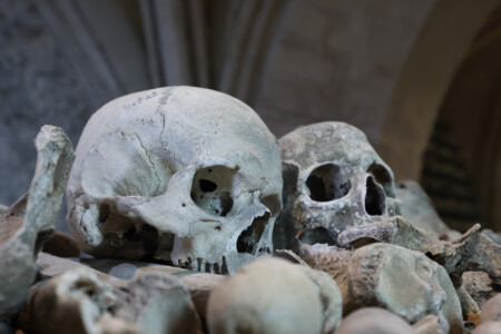 Krypta der St. Leonard's Church in Hythe