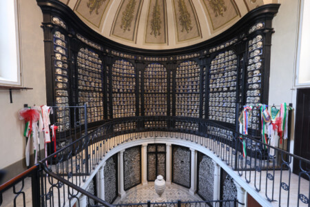 Ossario di San Martino wo die Knochen von über 1000 Gefallenen liegen