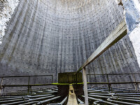 Kühlturm des ehemaligen Wärmekraftwerks